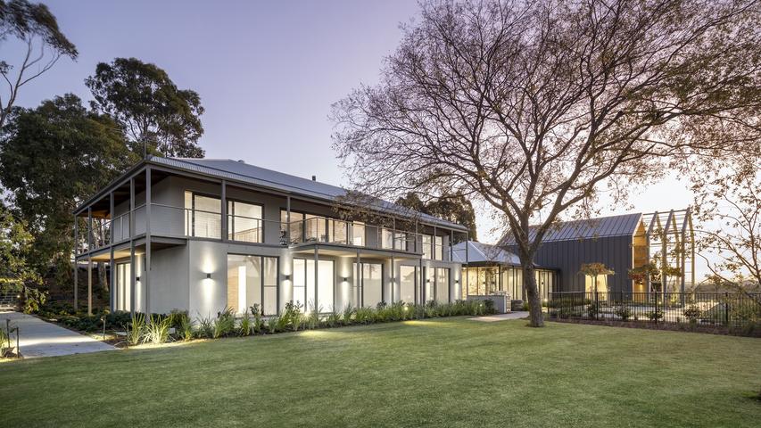 Woorarra House: A Cool House in the Country