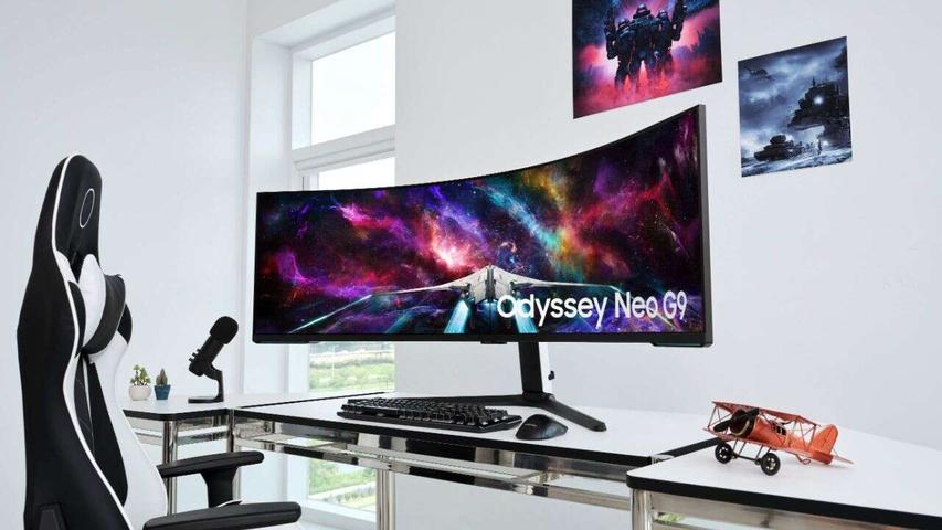 Super Cool Gaming Monitors on Sale!