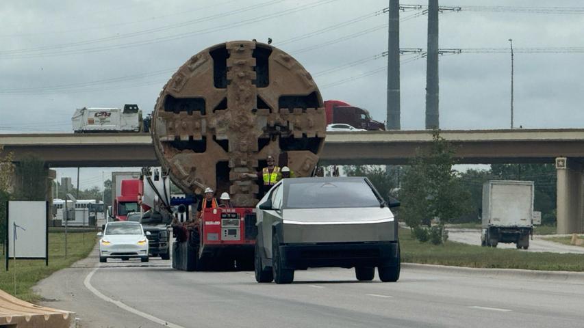 Tesla Cybertruck Takes Tunnel Machine on a Road Trip