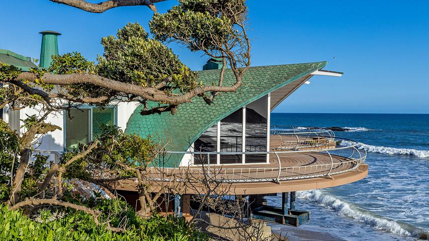 A Famous Malibu Home Has a New Owner