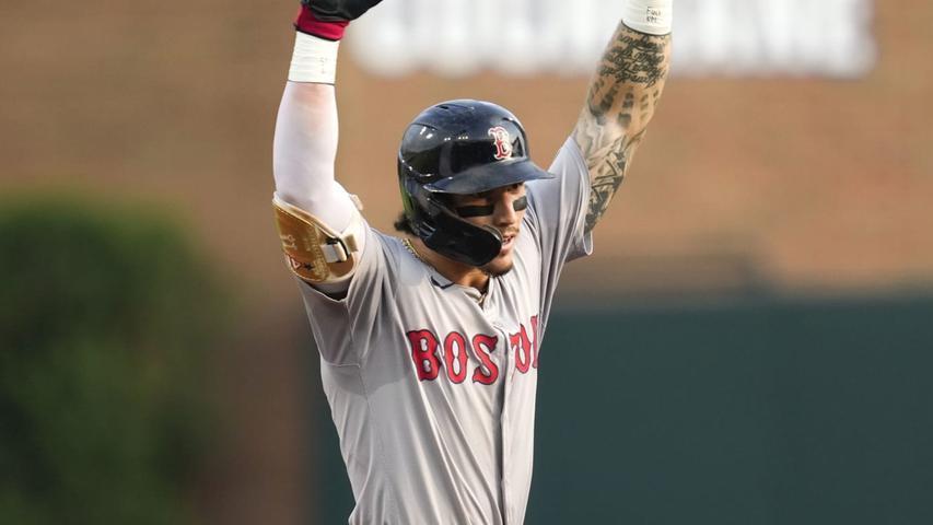 Red Sox Win Thrilling Extra Innings Game Against Tigers