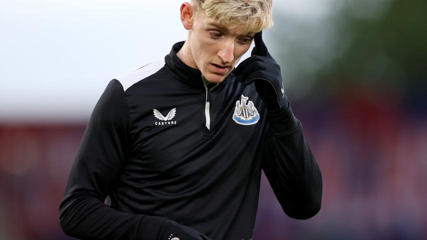 Newcastle Wants to Keep Anthony Gordon