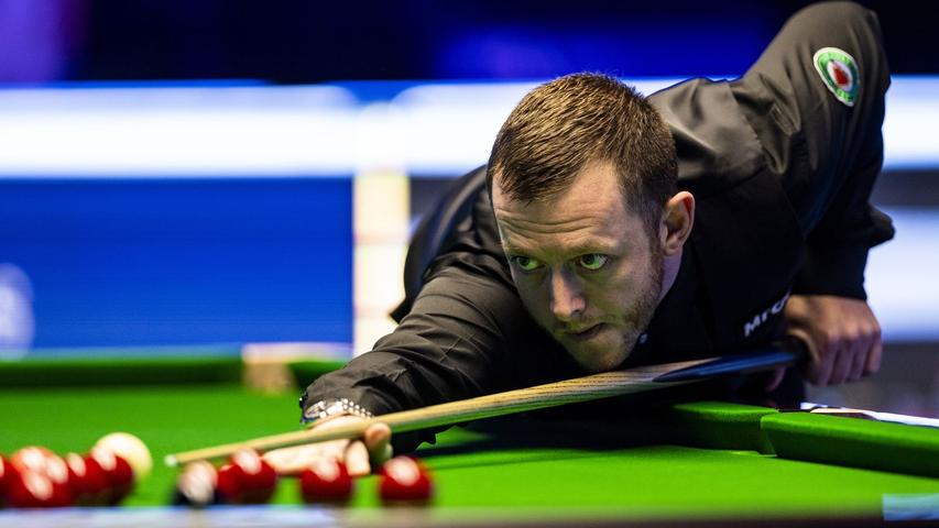 Snooker Player Criticizes British Open Conditions