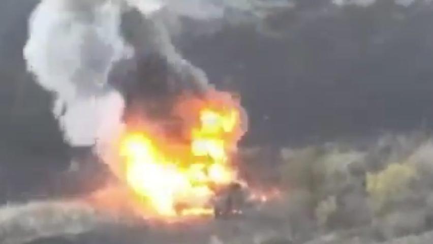 Ukrainian Drone Destroys Russian Tank with Molten Thermite