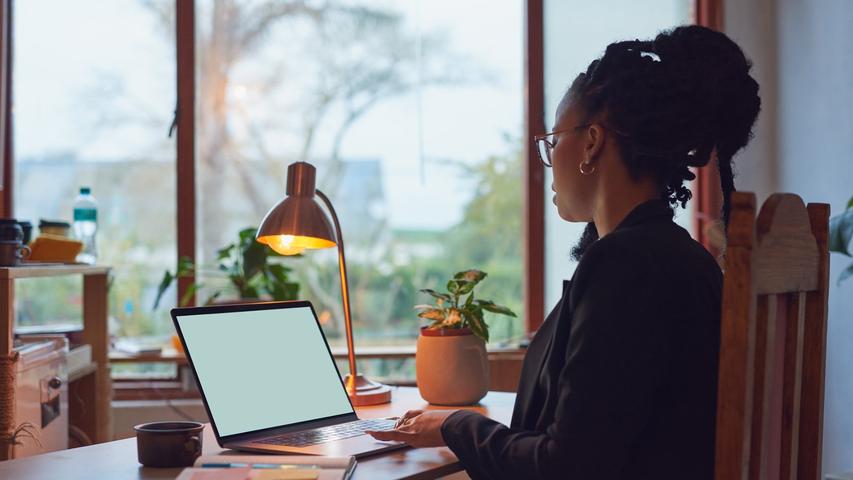 Extra Jobs Help Black Women!