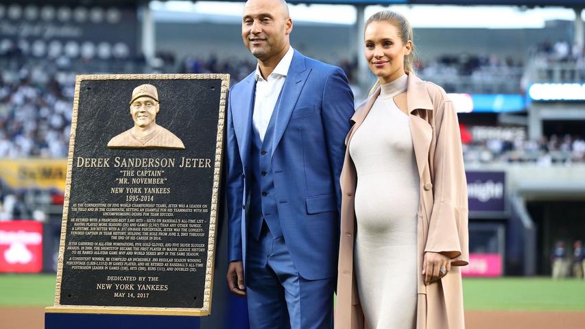 Derek Jeter Gets a Special Award!