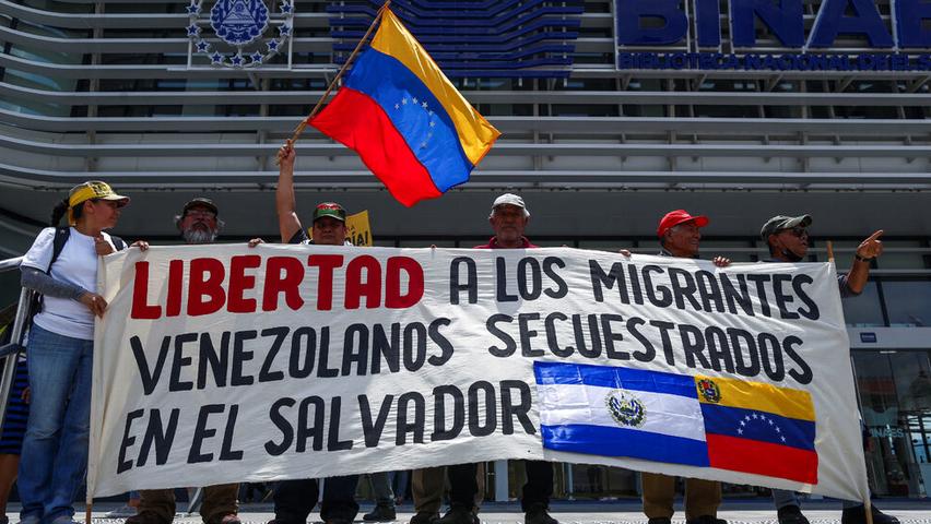 El Salvador's Prison: A Human Rights Battle