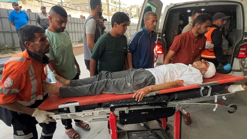Gaza Attack: Soldiers Try to Catch a Bad Guy