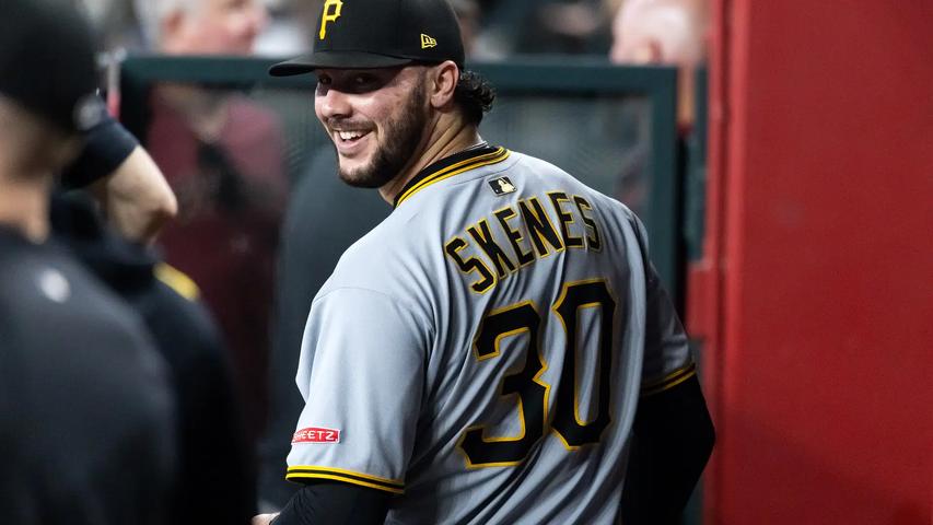 Astros-Pirates Game 1: Who Will Win?