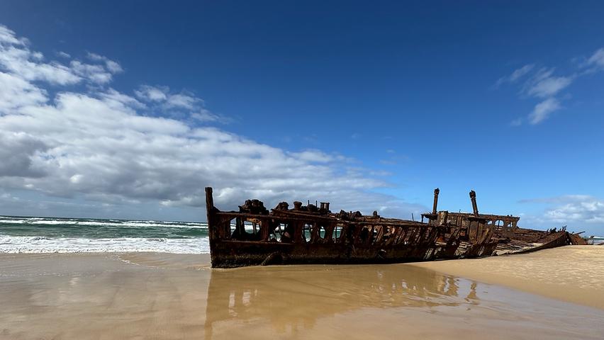 Fun in the Sun: K'gari Island and Rainbow Beach!