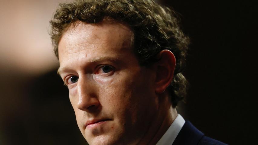 Zuckerberg and Meta Face Off in Billion-Dollar Data Lawsuit