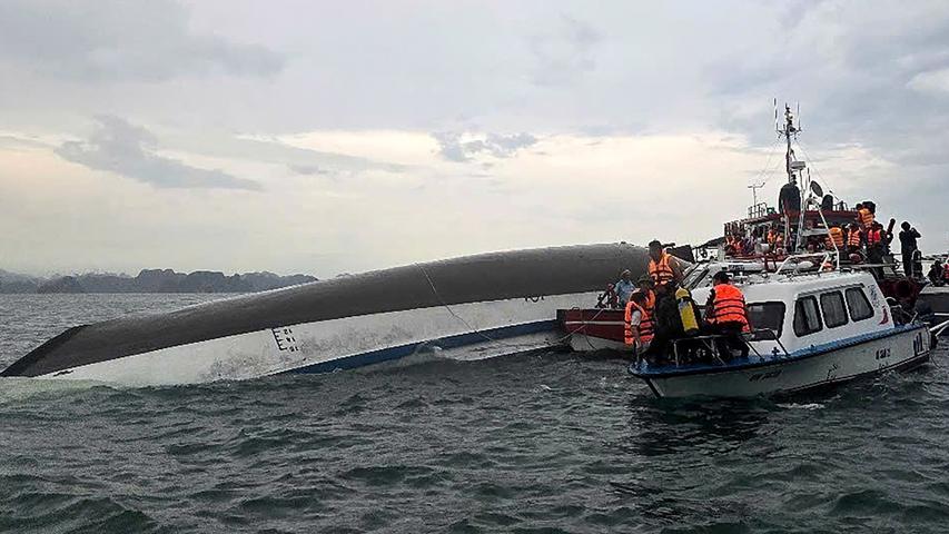 Halong Bay Boat Disaster: Storm Claims Lives