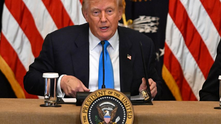 Trump and Mexico's Presidents Talk Tariffs!