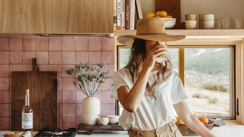 Happy Mornings: No Phones!