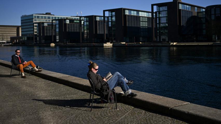 Denmark Makes Books Cheaper!