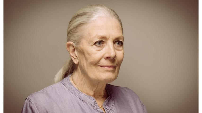 Great Actress Gets a Special Prize!