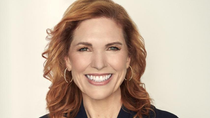 Disney Keeps Communications Chief on Board