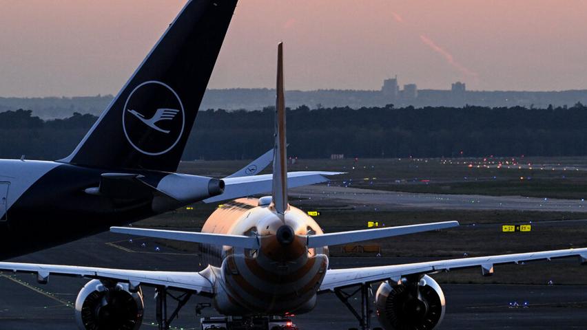 Fork Attack Disrupts Flight, Diverts Plane to Boston