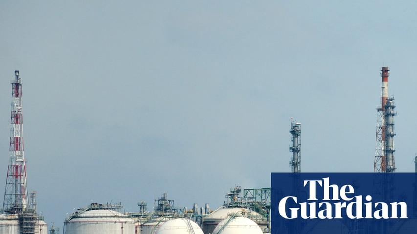 Secret Oil Shipments to Australia