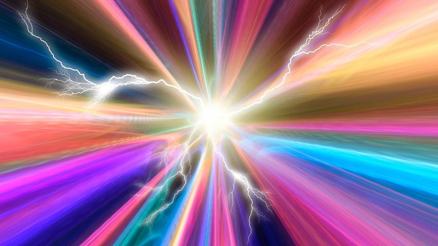 Microscopic Spark Reveals Clues to Lightning's Origin