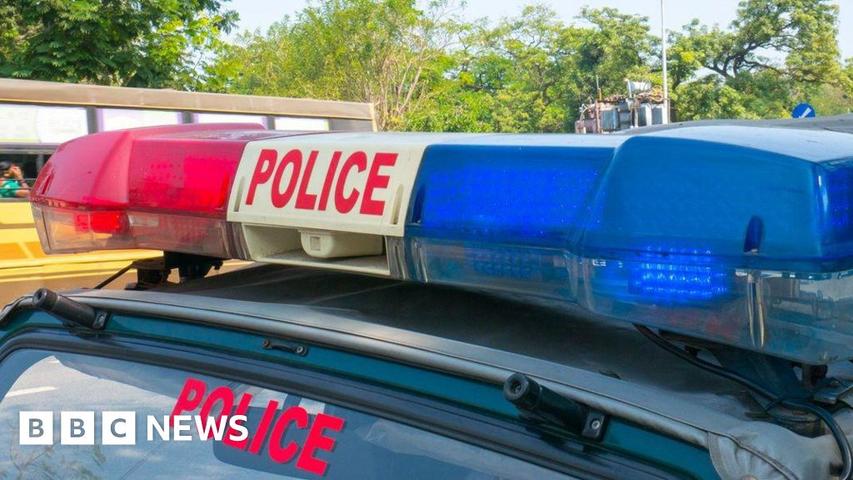 Tricky Guys Pretend to Be Bank Helpers