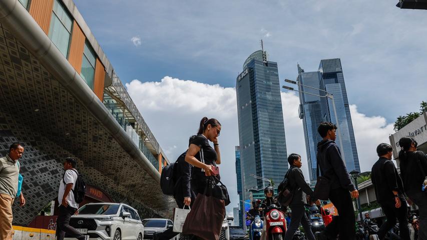 Jakarta is the Biggest City!