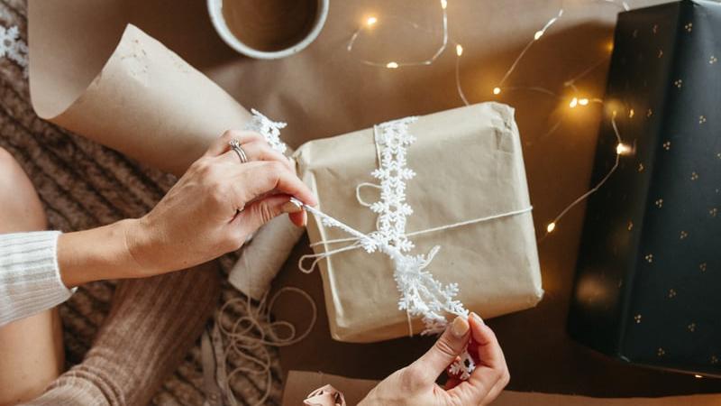Fun Ways to Wrap Your Presents!
