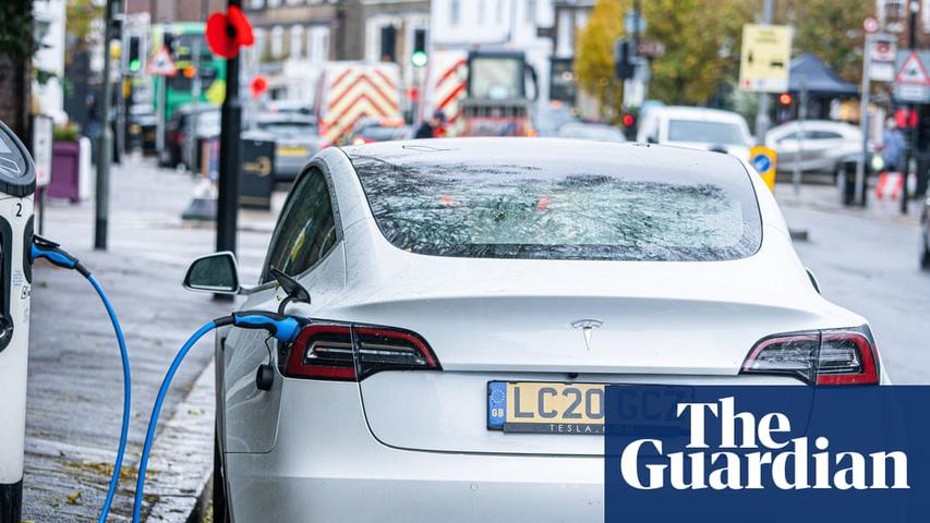 Tesla Told UK Leaders About Car Rules
