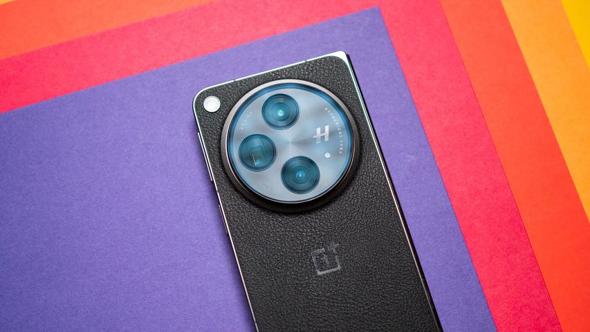 No New Foldy Phone Soon!