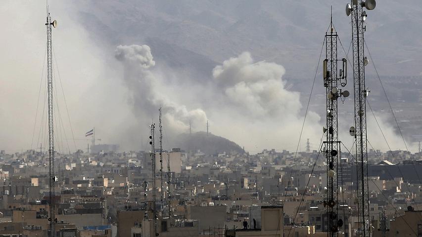 Big Booms Hit Places in Iran