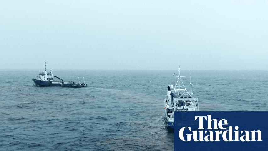 Playing with Ocean Bubbles to Help Earth