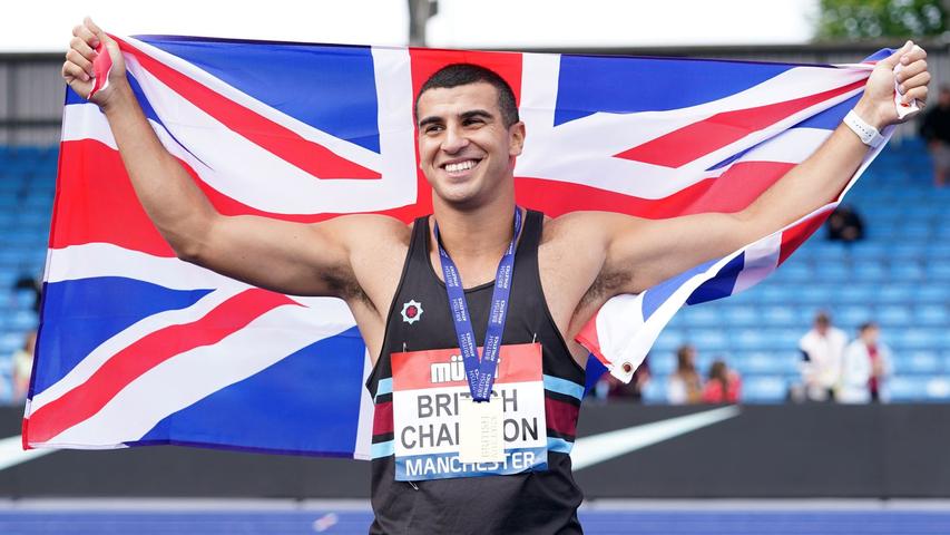 Fast Runner Adam Gemili Helps Chelsea Kids Run Super Fast!