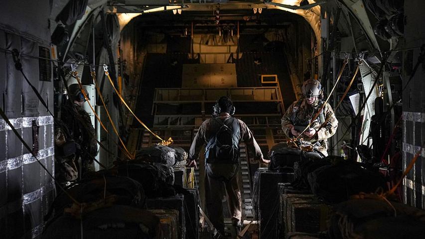 Looking for a Brave Pilot in Iran