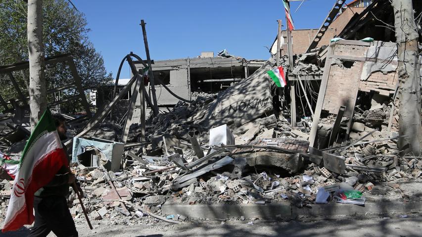 Iran's Threats Escalate Amidst Growing US Tensions