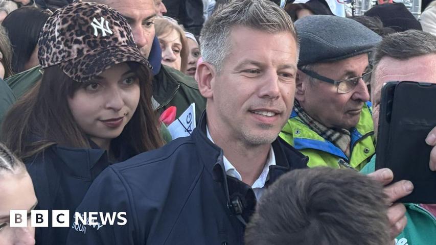 Hungary's Election Intensifies as Orbán Faces Strong Opposition Challenge